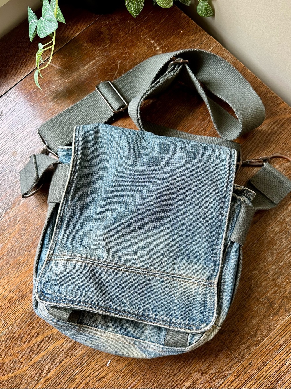 Benetton Crossbody Denim Y2K Vintage Messenger Bag